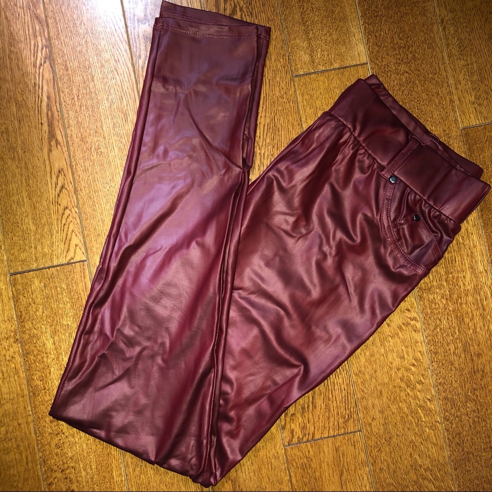 Burgundy wet look leggings